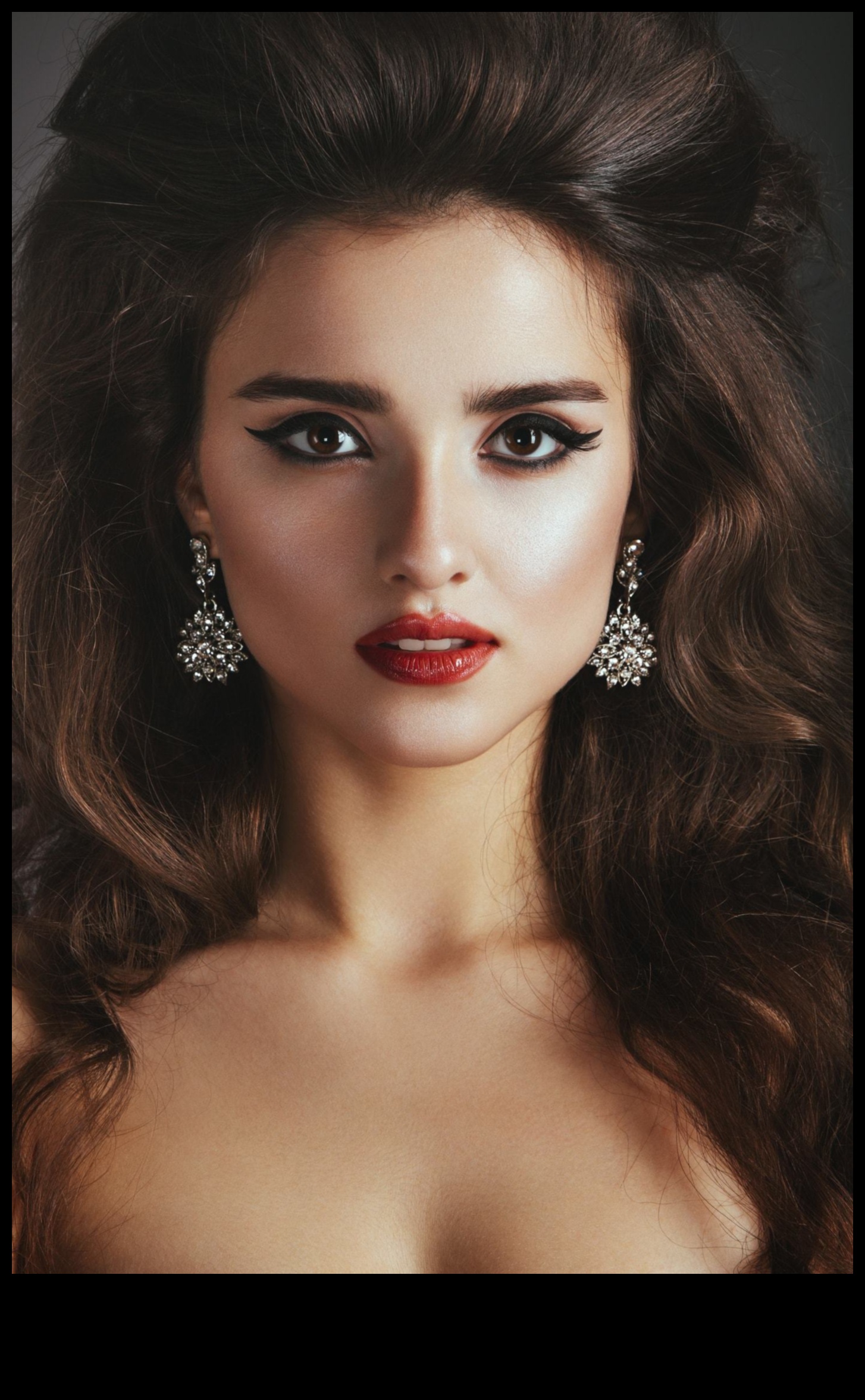 Glamour vintage O abordare modernă a stilurilor retro pentru părul de lungime medie 3 Glamour vintage: revigorarea stilurilor retro în părul de lungime medie