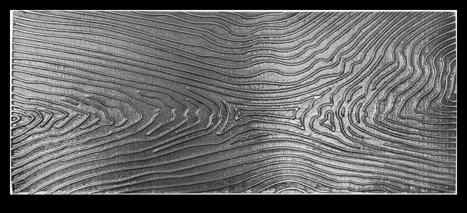 Frumusețe în relief: crearea unei dimensiuni cu linii texturate